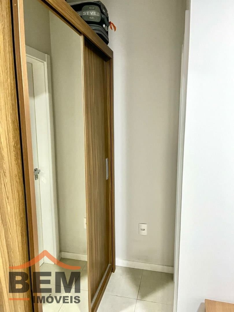 Apartamento para Venda com 2 quartos e 67m² no bairro Vila Operária, em Itajaí