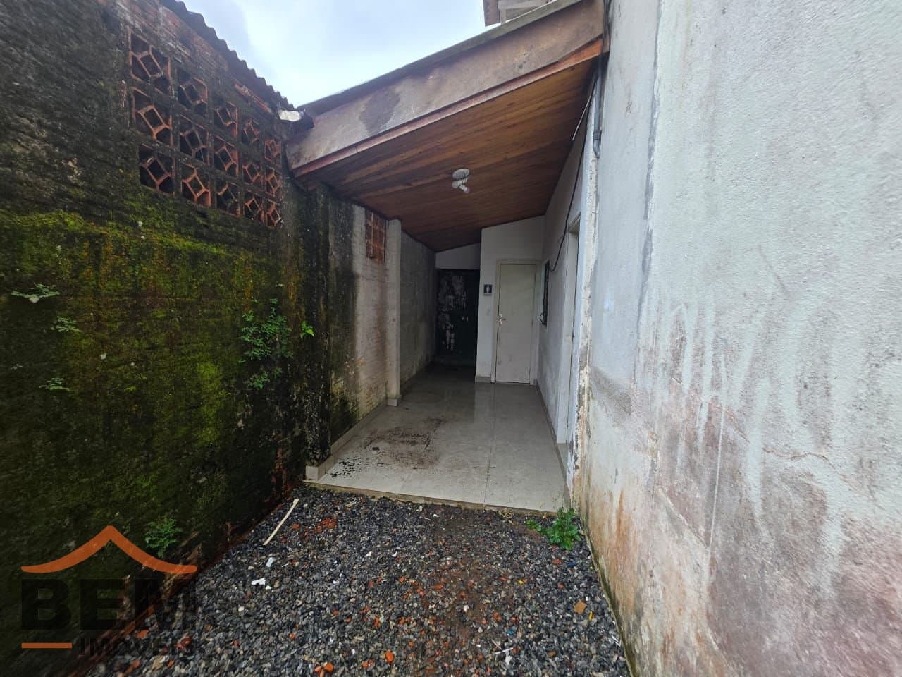 Salas/Conjuntos para Locação com 520m² no bairro Municipios, em Balneário Camboriú: 16- CORREDOR 