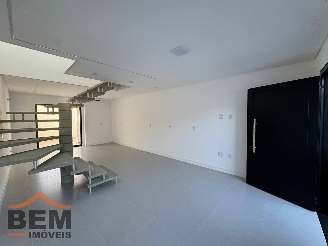 Casa para Venda com 2 quartos e 86m² no bairro Rio Pequeno, em Camboriú