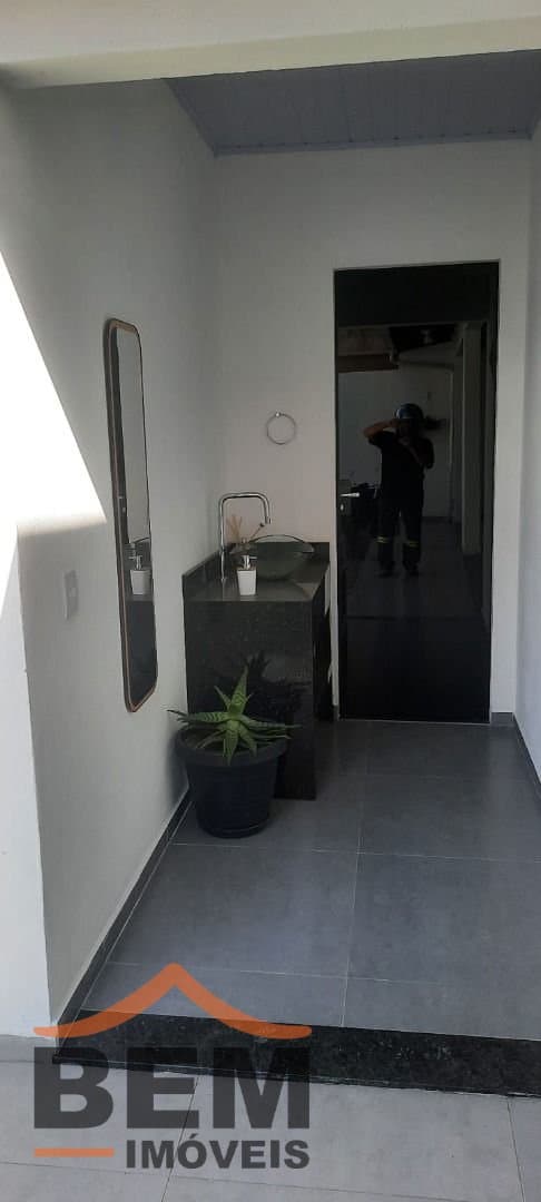 Casa para Venda com 3 quartos e 400m² no bairro Cordeiros, em Itajaí
