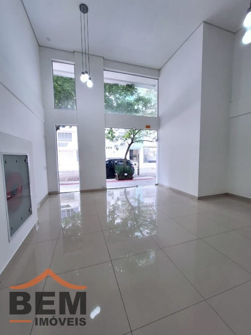 Salas/Conjuntos para Locação com 121m² no bairro Centro, em Balneário Camboriú: 02- SALA COMERCIAL 