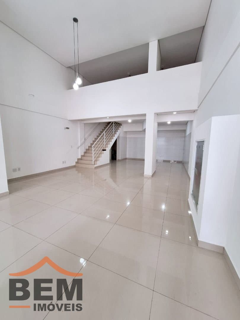 Salas/Conjuntos para Locação com 121m² no bairro Centro, em Balneário Camboriú: 03-  SALA COMERCIAL 