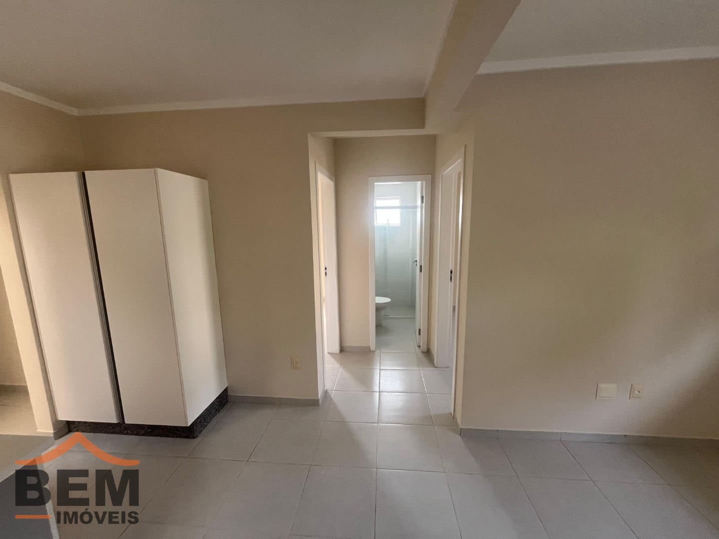 Apartamento para Locação com 2 quartos e 64m² no bairro São Francisco de Assis, em Camboriú: 03- COZINHA