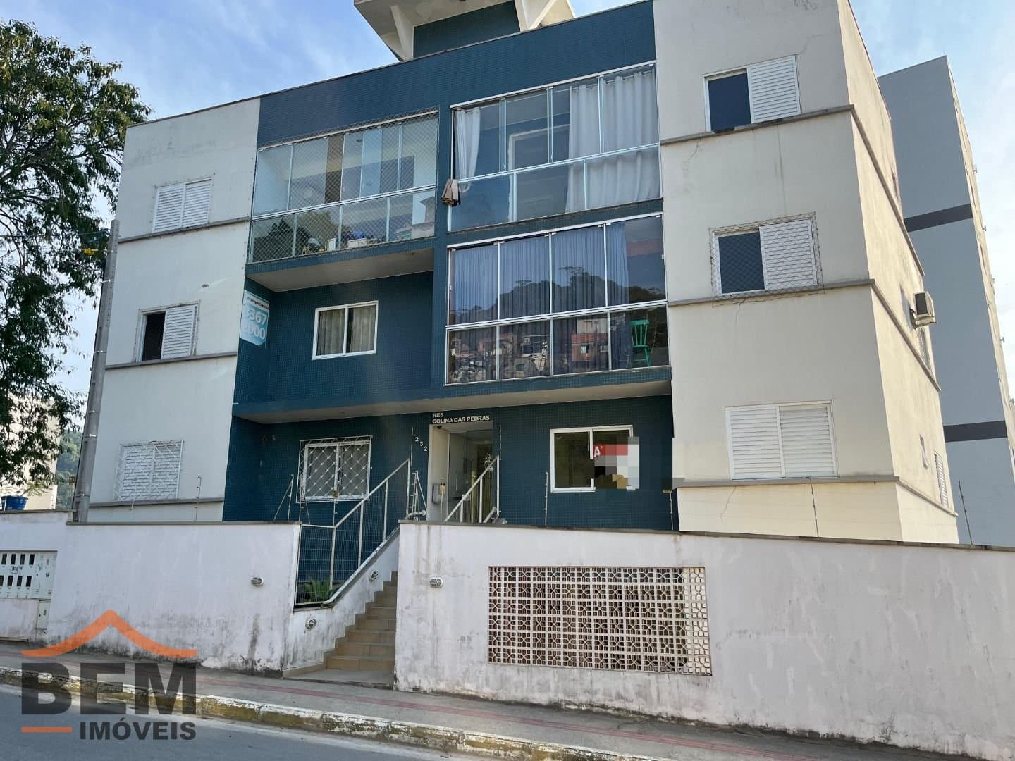 Apartamento para Locação com 2 quartos e 64m² no bairro São Francisco de Assis, em Camboriú: 01- FACHADA