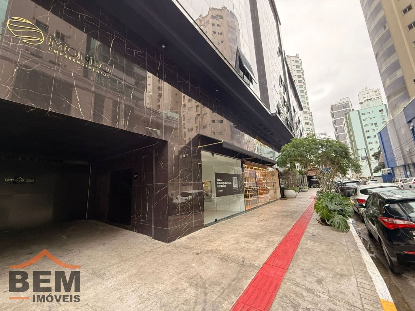 Salas/Conjuntos para Locação com 75m² no bairro Pioneiros, em Balneário Camboriú: 05- VISTA