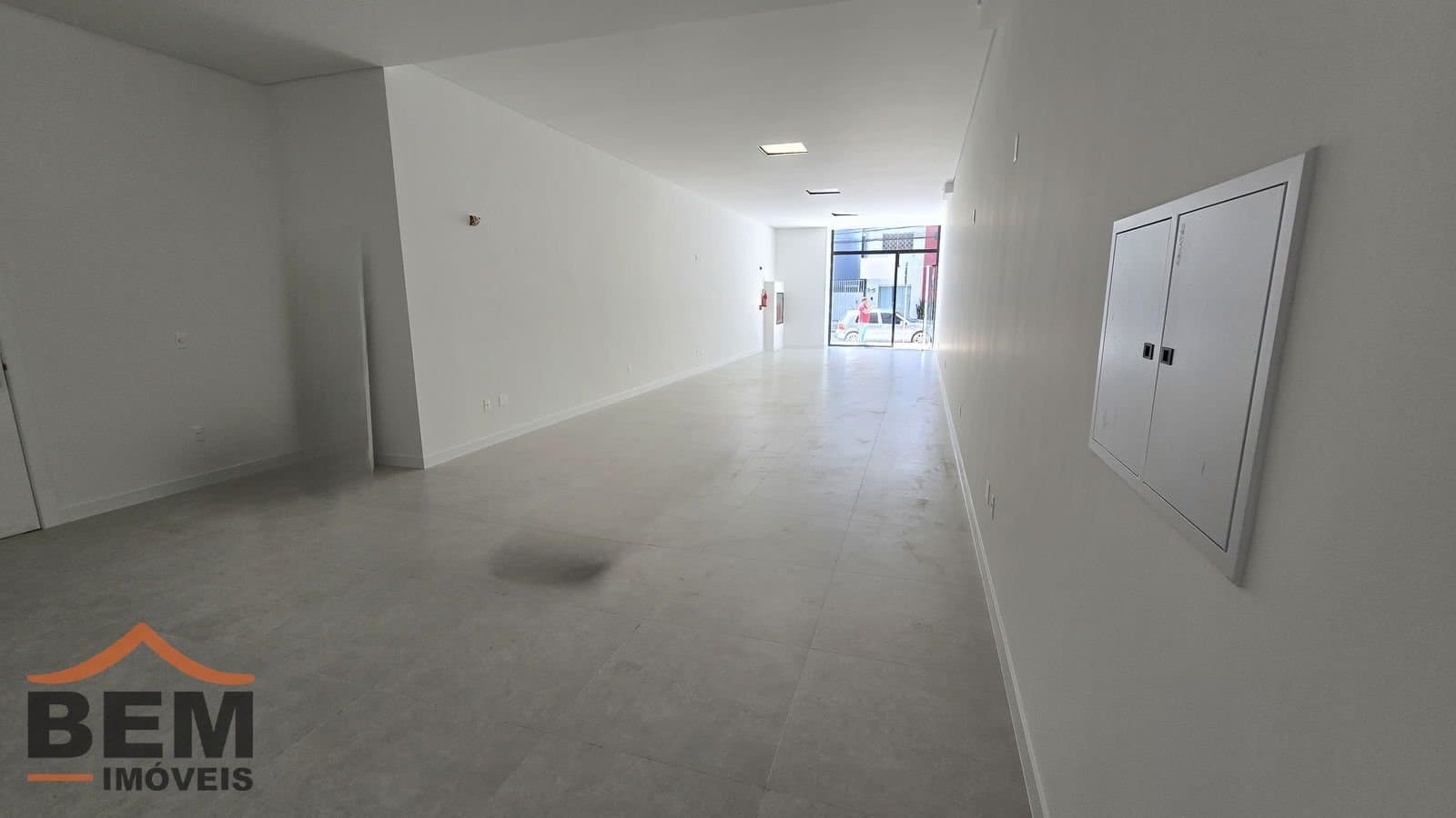 Salas/Conjuntos para Locação com 107m² no bairro Centro, em Balneário Camboriú: 07- SALA COMERCIAL 