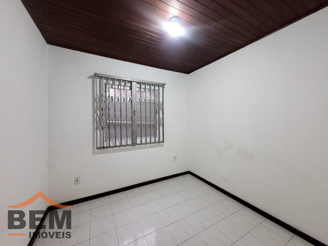 Casa para Locação com 4 quartos e 240m² no bairro São Vicente, em Itajaí