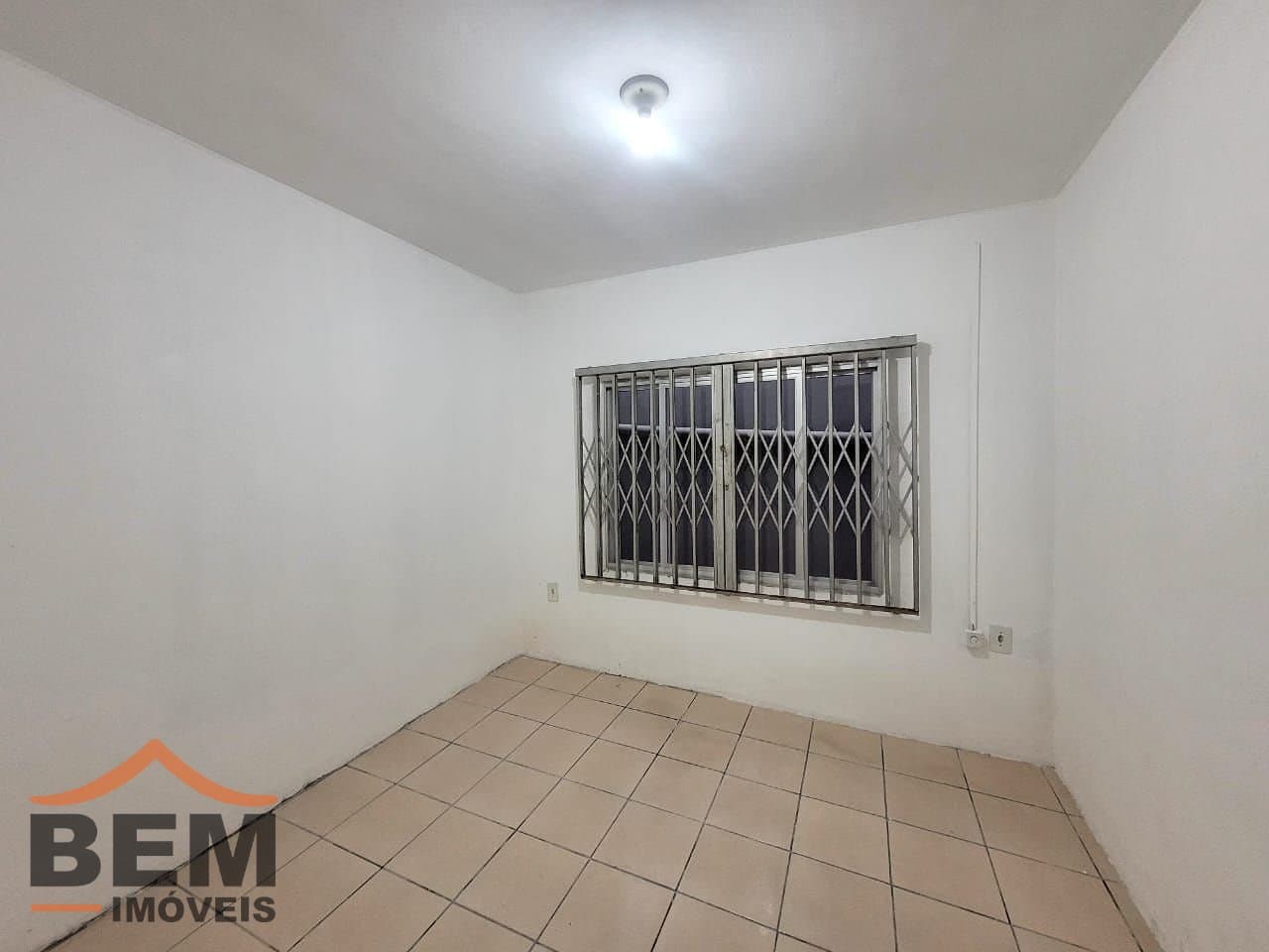 Casa para Locação com 4 quartos e 240m² no bairro São Vicente, em Itajaí