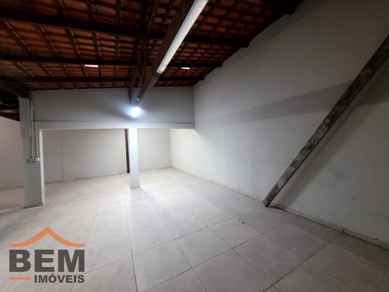 Casa para Locação com 4 quartos e 240m² no bairro São Vicente, em Itajaí