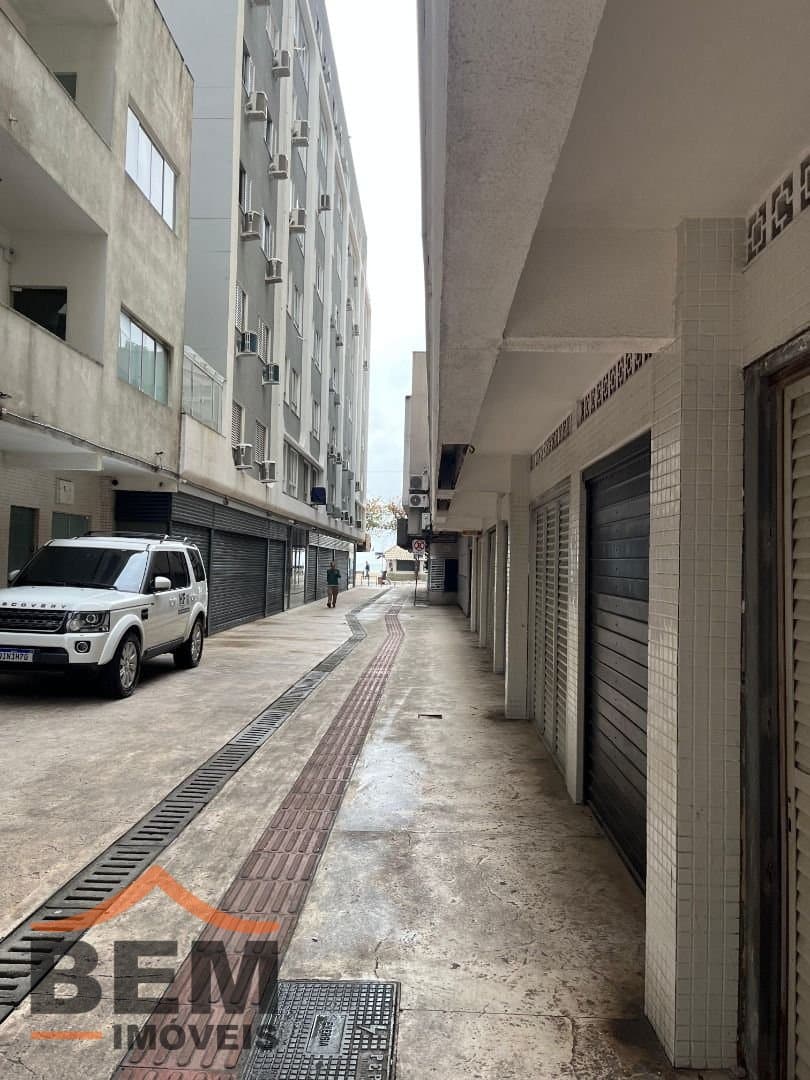 Apartamento para Locação com 3 quartos e 92m² no bairro Centro, em Balneário Camboriú: 16- VISTA 