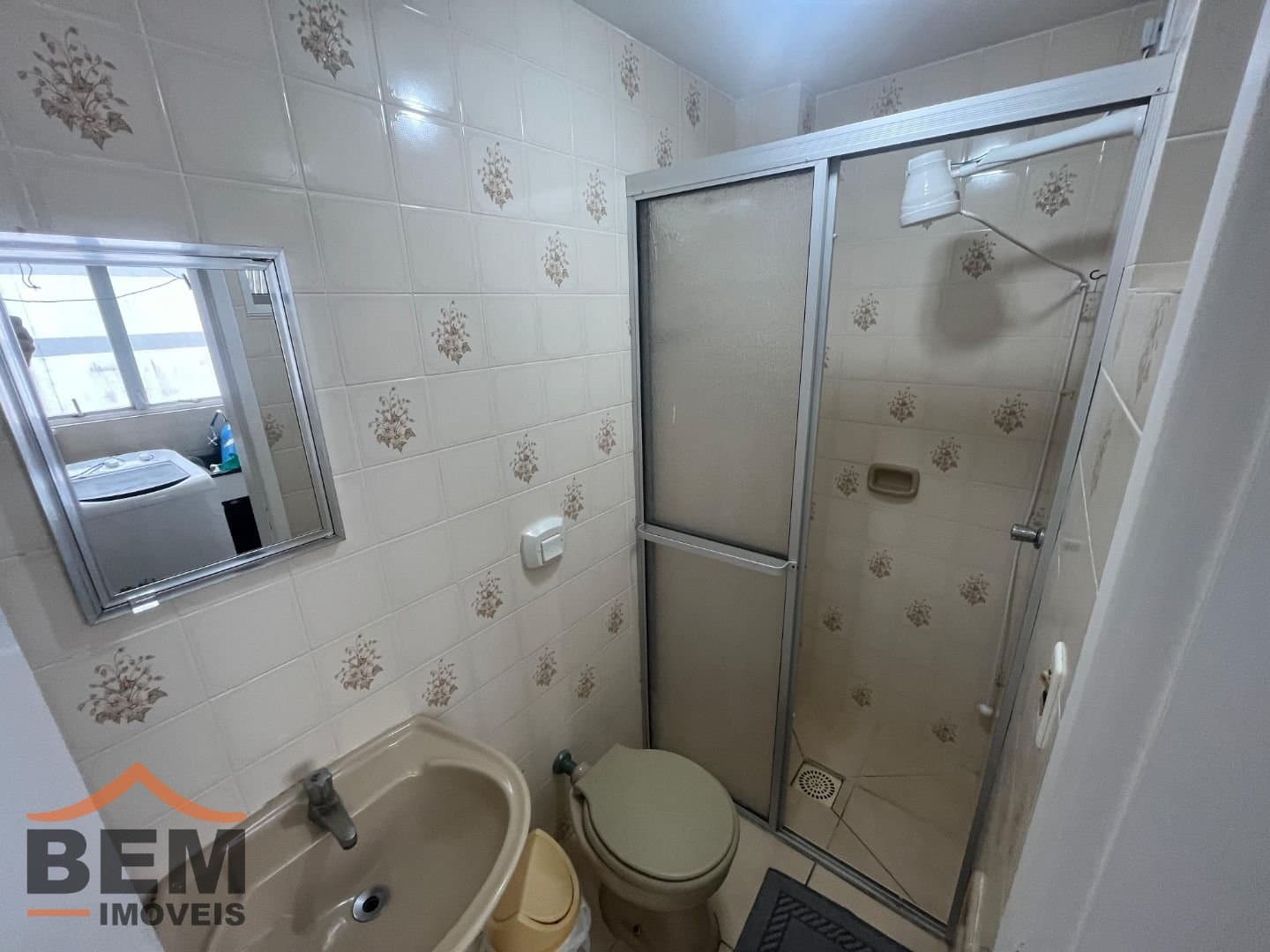 Apartamento para Locação com 3 quartos e 92m² no bairro Centro, em Balneário Camboriú: 10- BANHEIRO 02