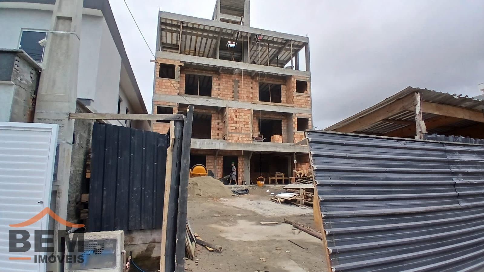 Apartamento para Venda com 2 quartos e 55m² no bairro Santa Regina, em Camboriú