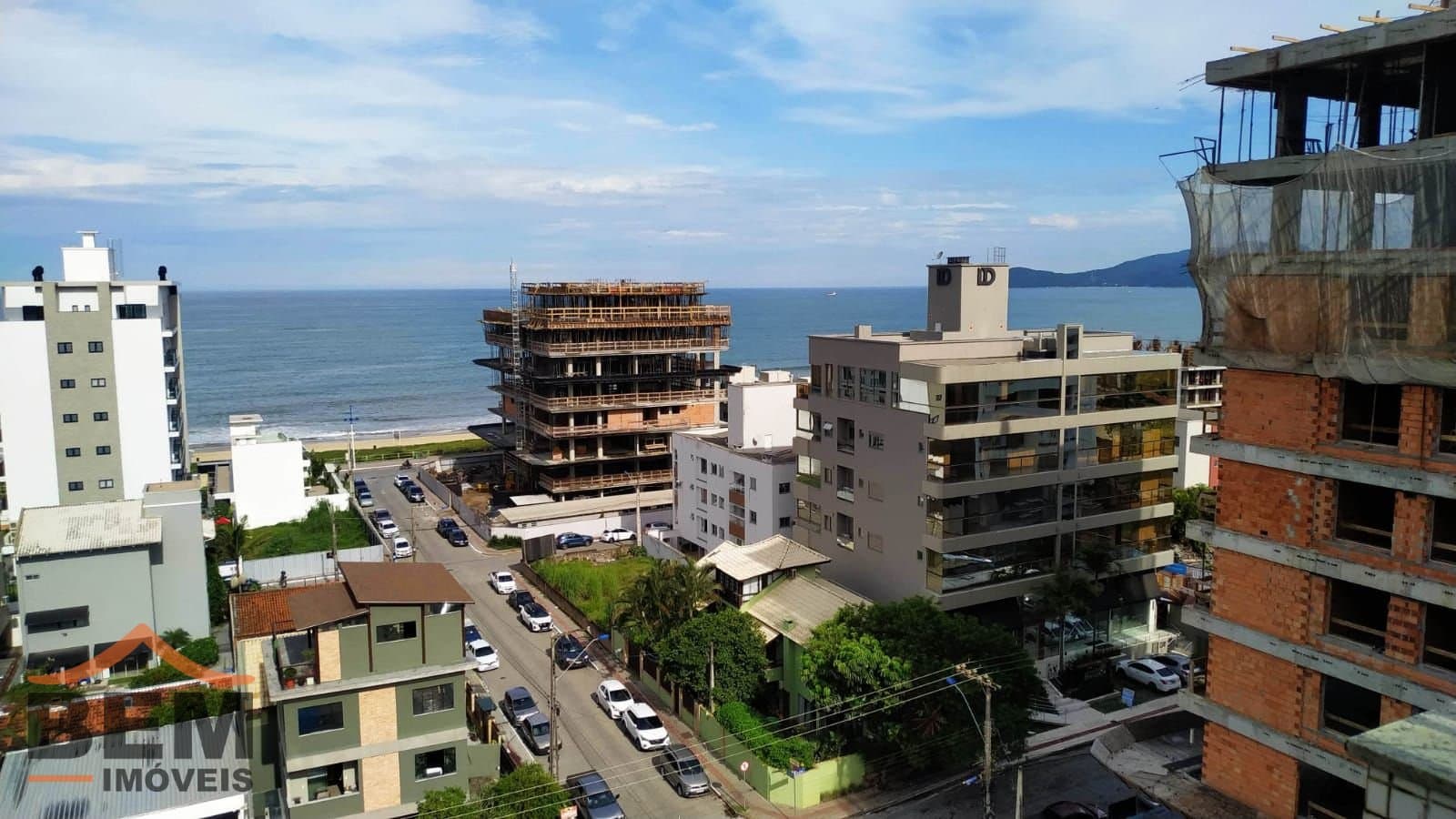 Apartamento com 3 quartos e 107m² no bairro Santa Clara, em Itajaí