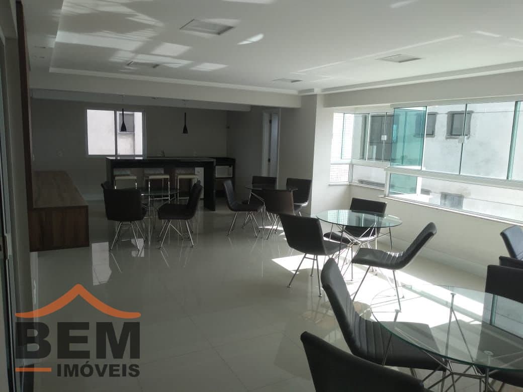 Apartamento com 3 quartos e 107m² no bairro Santa Clara, em Itajaí