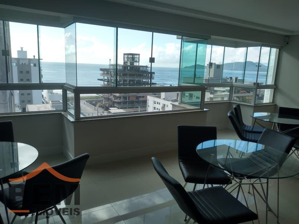 Apartamento com 3 quartos e 107m² no bairro Santa Clara, em Itajaí