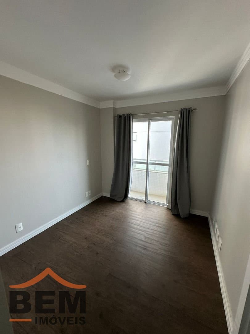 Apartamento com 3 quartos e 107m² no bairro Santa Clara, em Itajaí