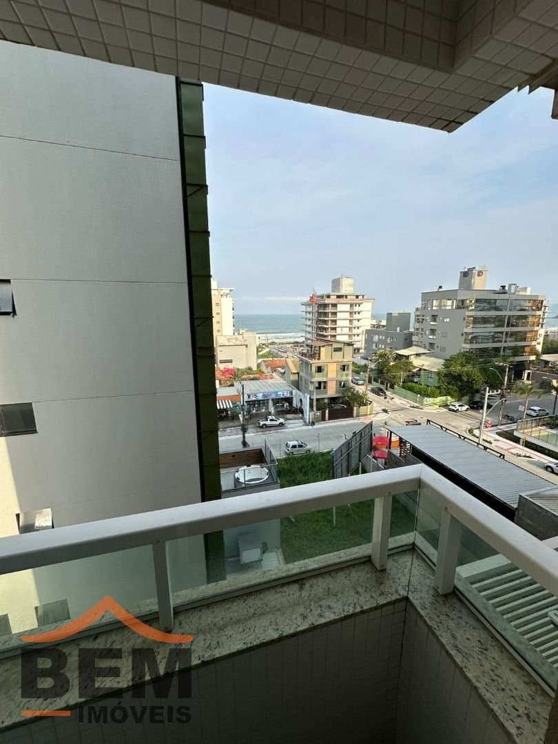 Apartamento com 3 quartos e 107m² no bairro Santa Clara, em Itajaí