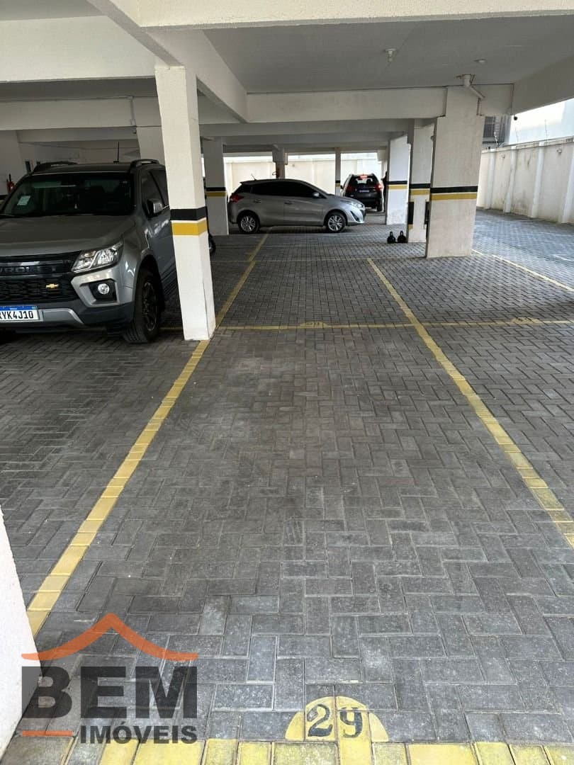 Apartamento com 3 quartos e 107m² no bairro Santa Clara, em Itajaí