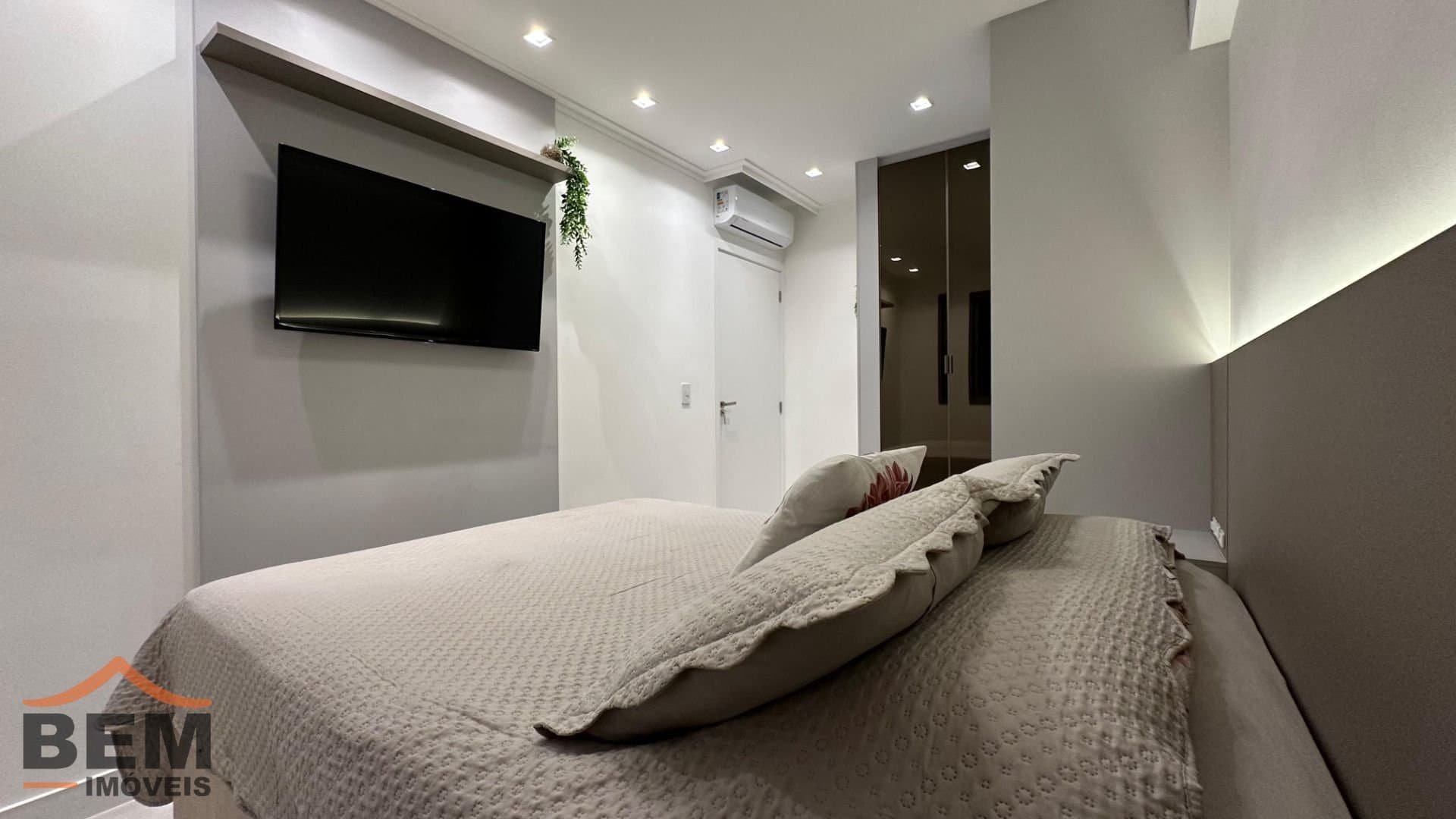 Apartamento para Venda com 2 quartos e 58m² no bairro São Vicente, em Itajaí