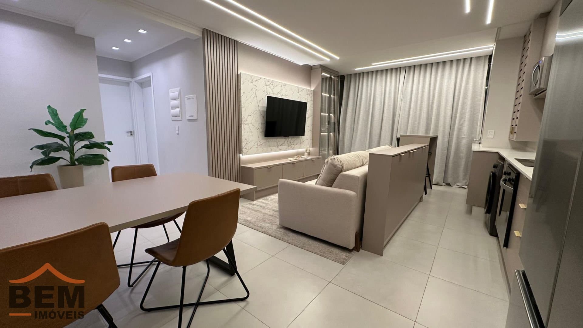 Apartamento para Venda com 2 quartos e 58m² no bairro São Vicente, em Itajaí
