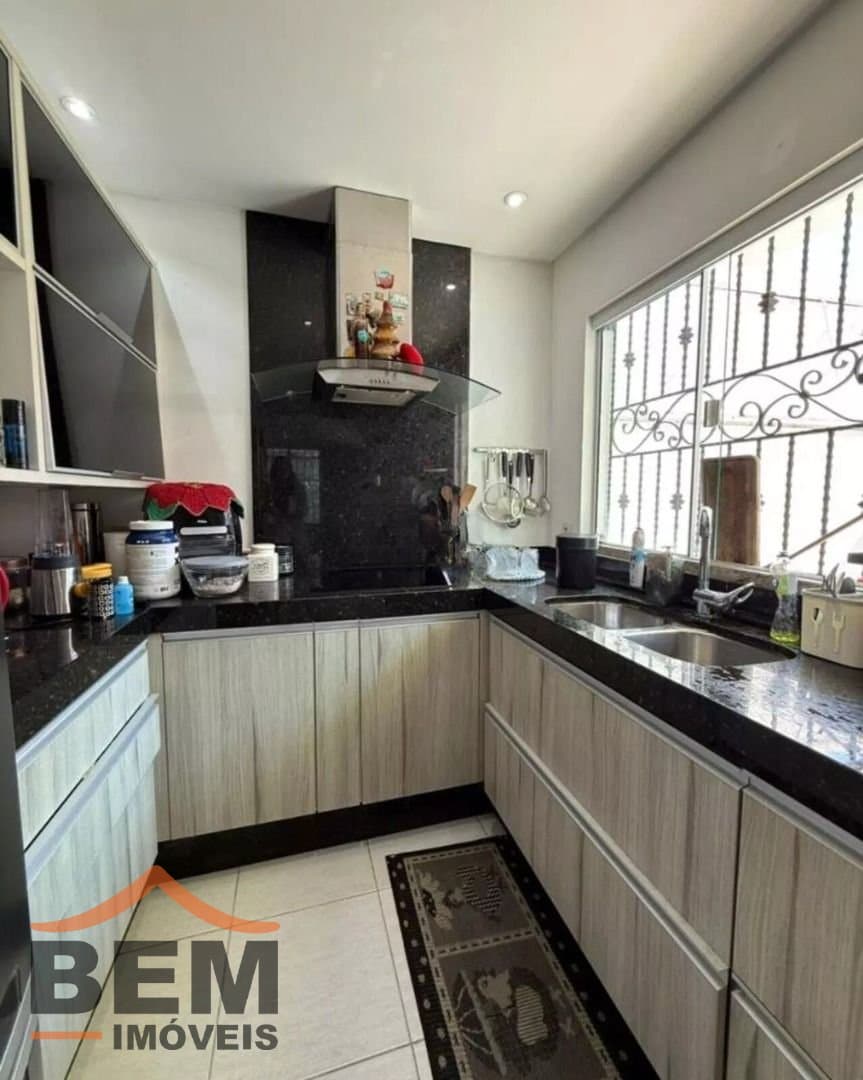 Casa para Venda com 3 quartos e 343m² no bairro Centro, em Itajaí