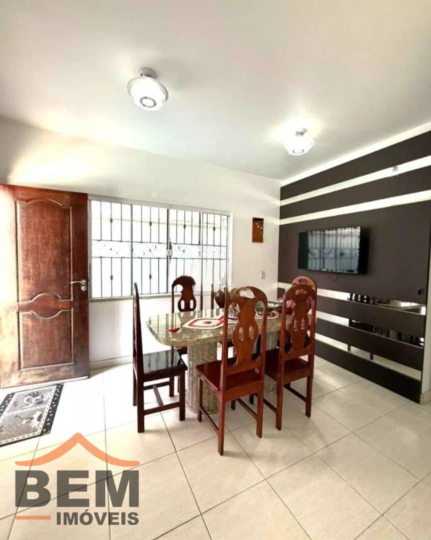 Casa para Venda com 3 quartos e 343m² no bairro Centro, em Itajaí