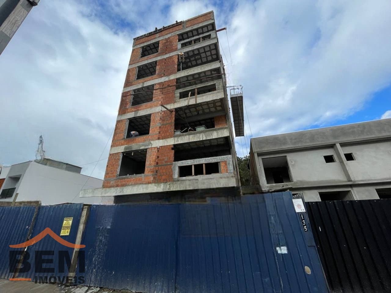 Apartamento para Venda com 2 quartos e 75m² no bairro Bairro Rio Pequeno, em Camboriú