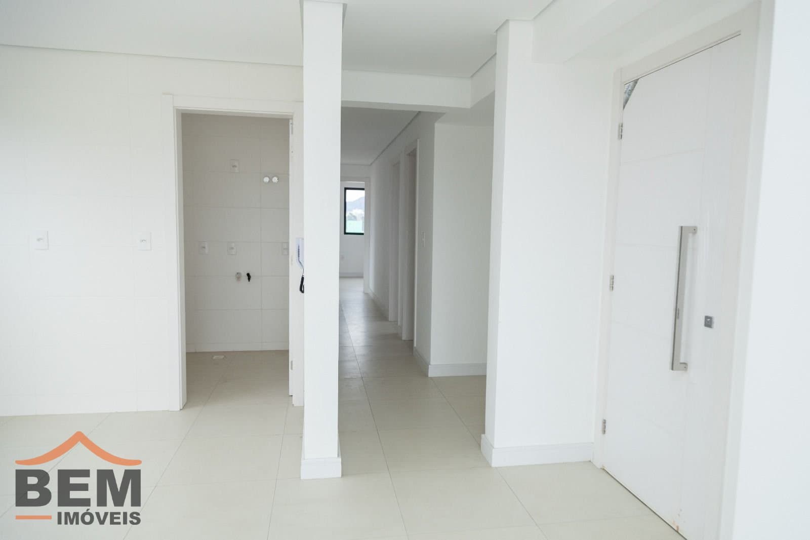 Apartamento para Venda com 3 quartos e 108m² no bairro Centro, em Camboriú