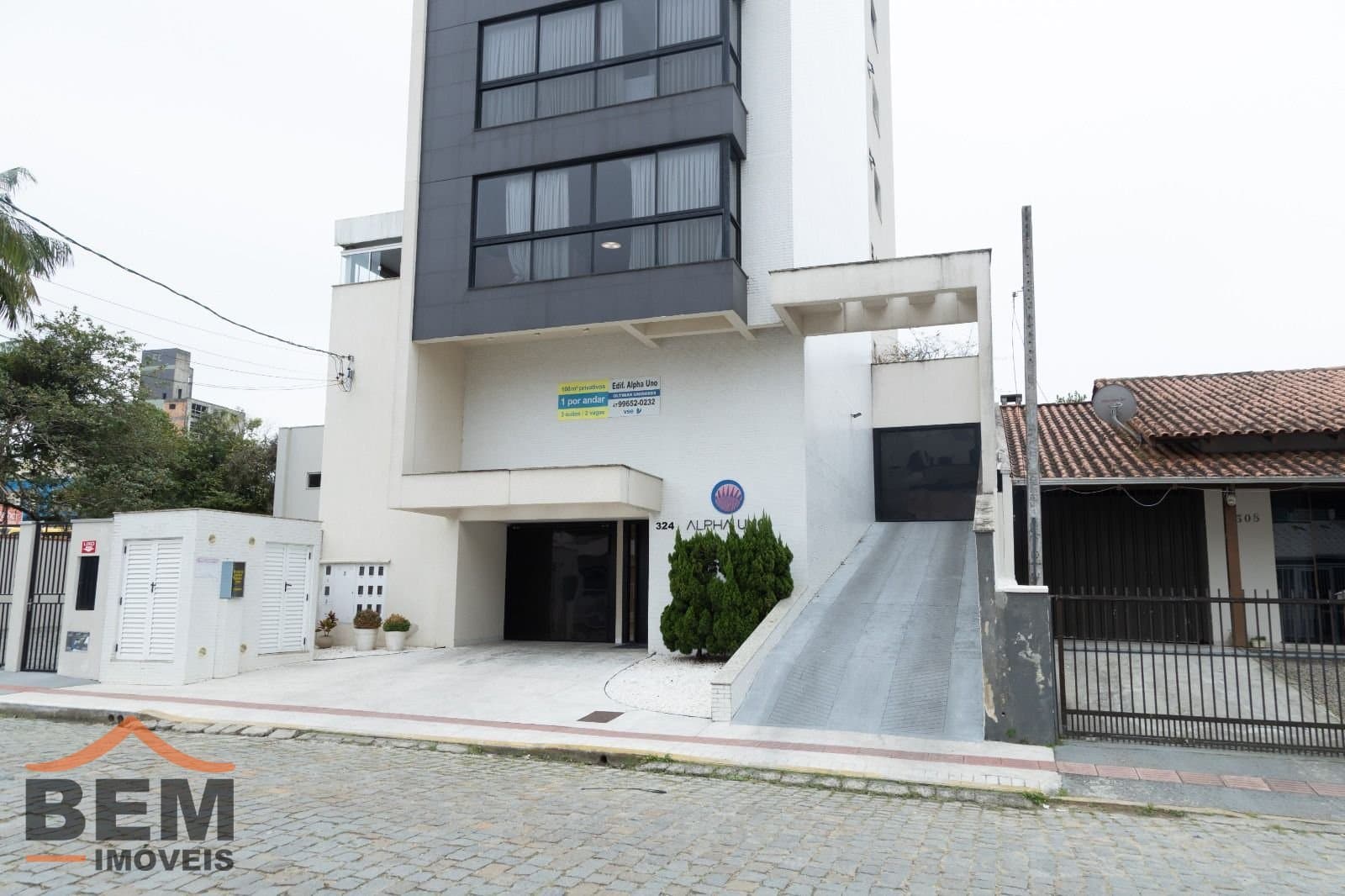 Apartamento para Venda com 3 quartos e 108m² no bairro Centro, em Camboriú