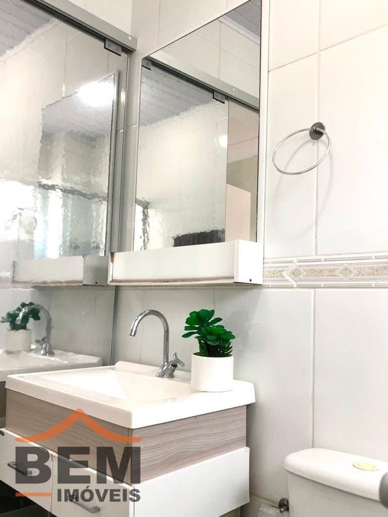 Apartamento para Venda com 2 quartos e 78m² no bairro Nacoes, em Balneário Camboriú