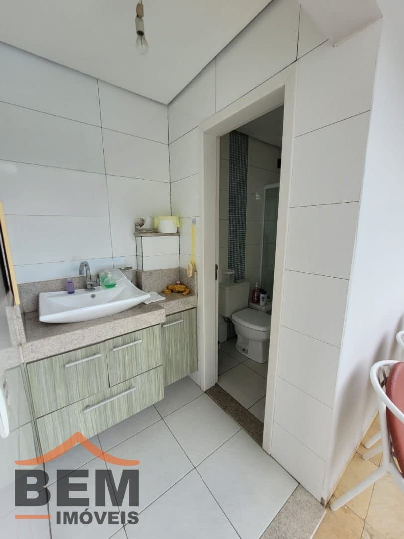 Casa para Venda com 5 quartos e 400m² no bairro Fazenda, em Itajaí