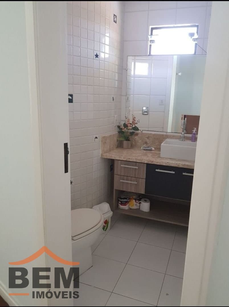 Casa para Venda com 5 quartos e 400m² no bairro Fazenda, em Itajaí