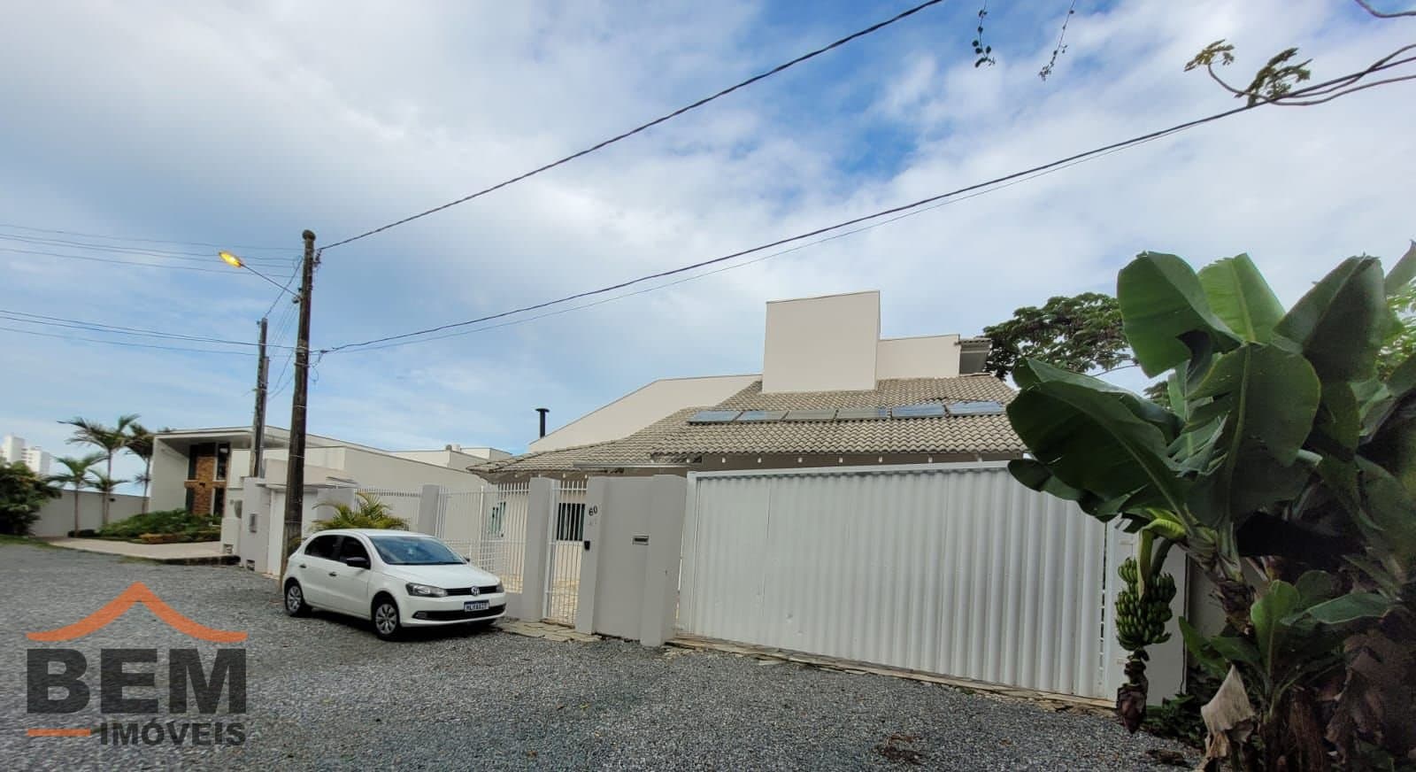Casa para Venda com 5 quartos e 400m² no bairro Fazenda, em Itajaí