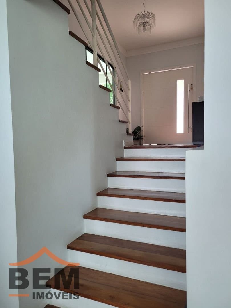 Casa para Venda com 5 quartos e 400m² no bairro Fazenda, em Itajaí