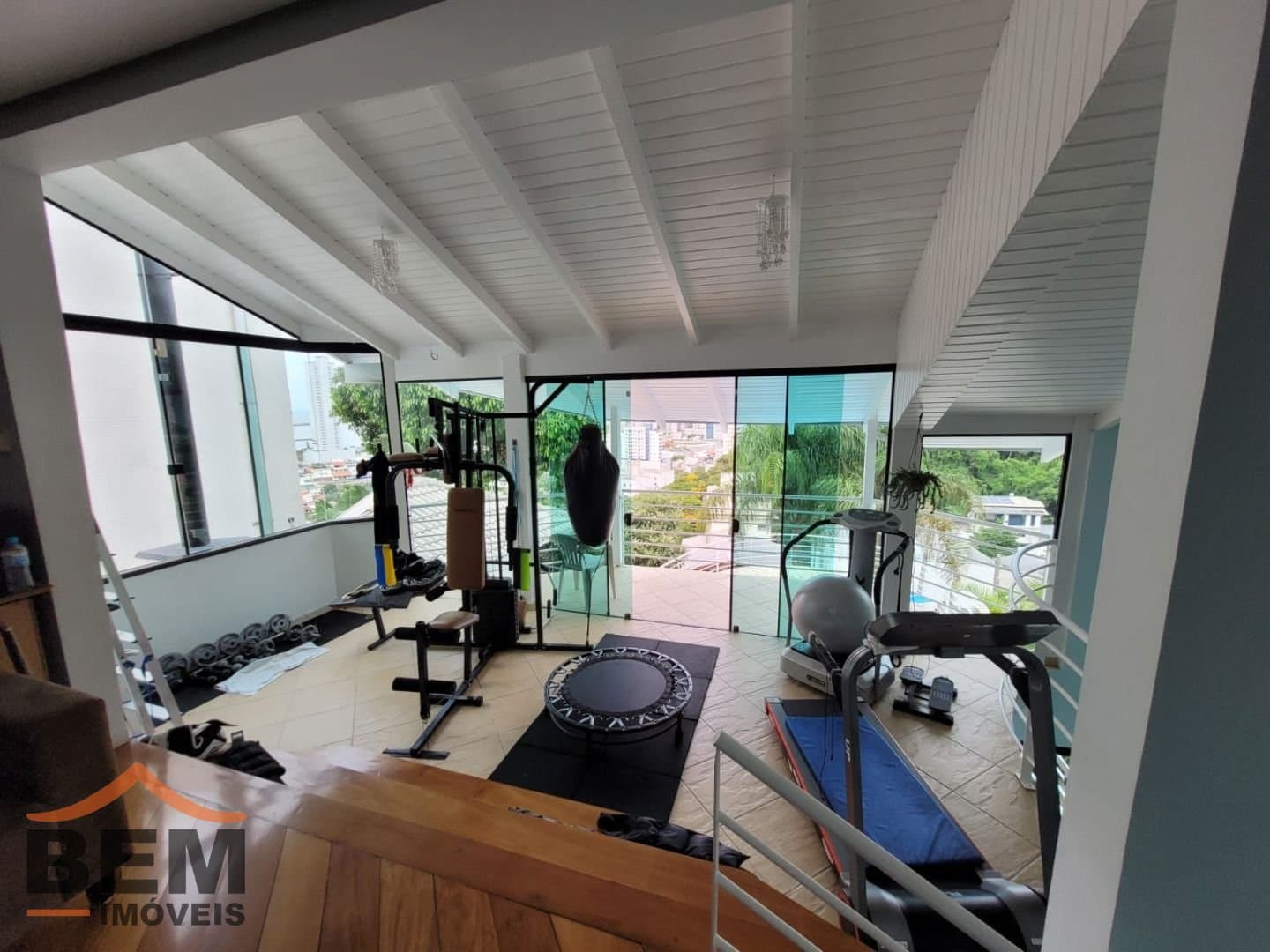 Casa para Venda com 5 quartos e 400m² no bairro Fazenda, em Itajaí