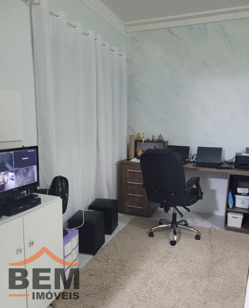 Casa para Venda com 5 quartos e 400m² no bairro Fazenda, em Itajaí