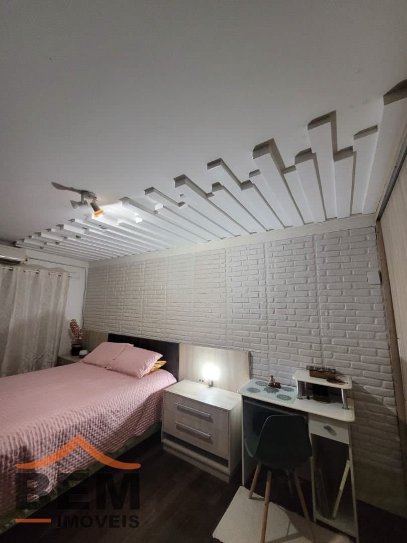 Casa para Venda com 5 quartos e 400m² no bairro Fazenda, em Itajaí