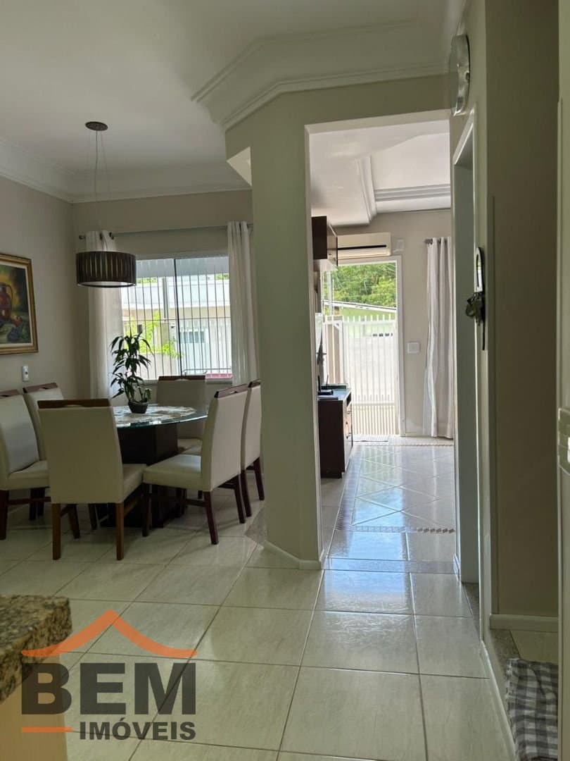 Casa para Venda com 2 quartos e 110m² no bairro Fazenda, em Itajaí