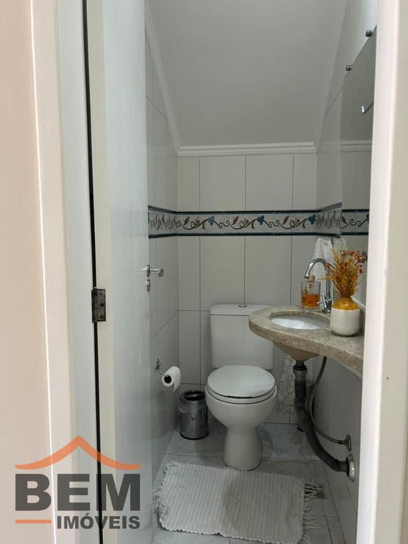 Casa para Venda com 2 quartos e 110m² no bairro Fazenda, em Itajaí