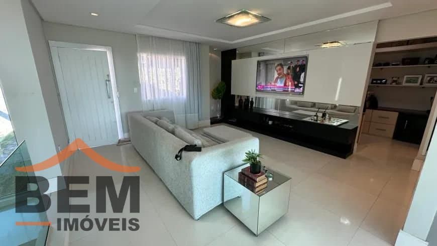 Casa para Venda com 3 quartos e 102m² no bairro Cabeçudas, em Itajaí