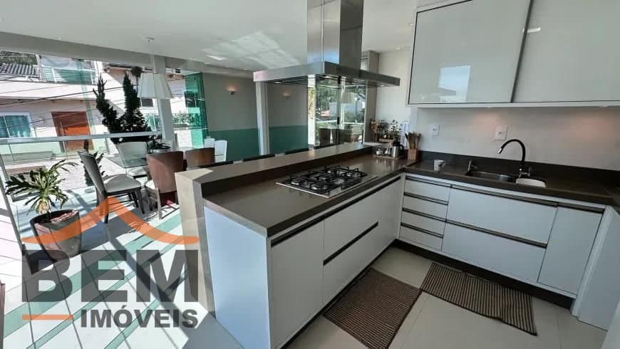 Casa para Venda com 3 quartos e 102m² no bairro Cabeçudas, em Itajaí