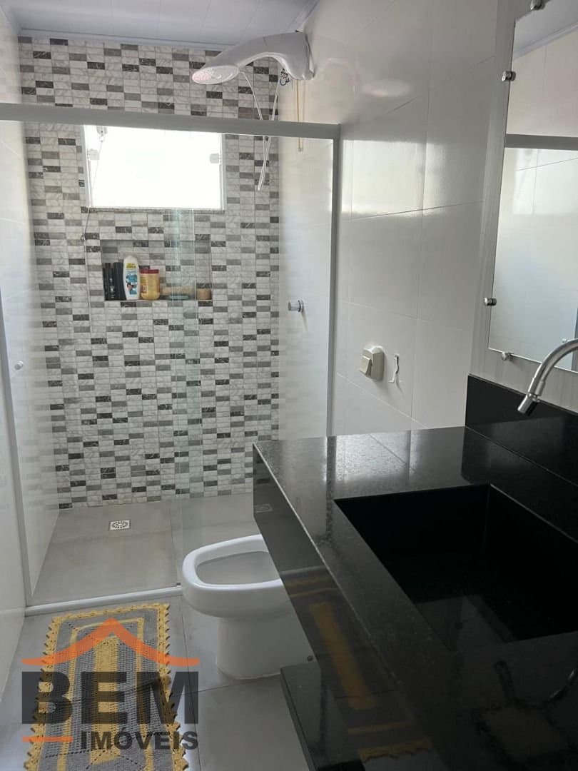 Casa para Venda com 2 quartos e 150m² no bairro Santa Regina, em Camboriú
