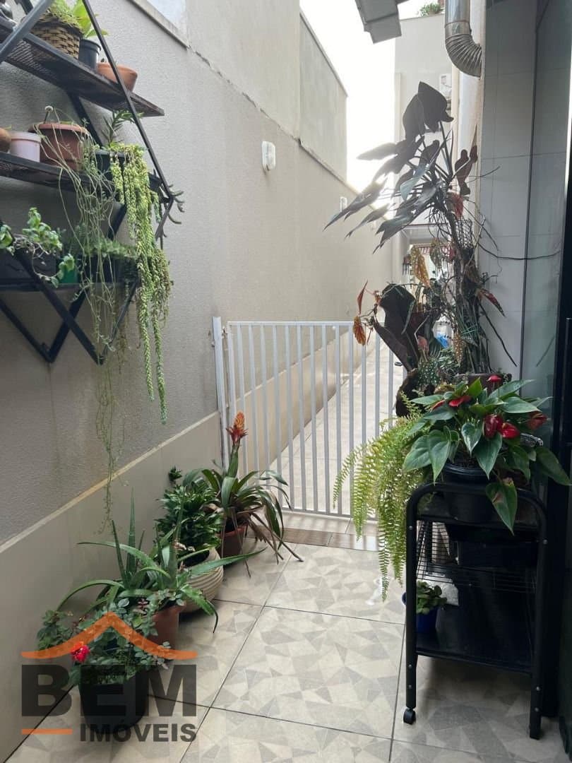 Casa para Venda com 2 quartos e 150m² no bairro Santa Regina, em Camboriú