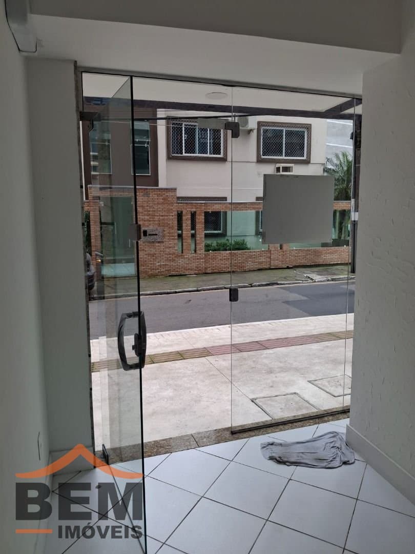 Salas/Conjuntos para Locação com 52m² no bairro Centro, em Balneário Camboriú: 05- SALA COMERCIAL 