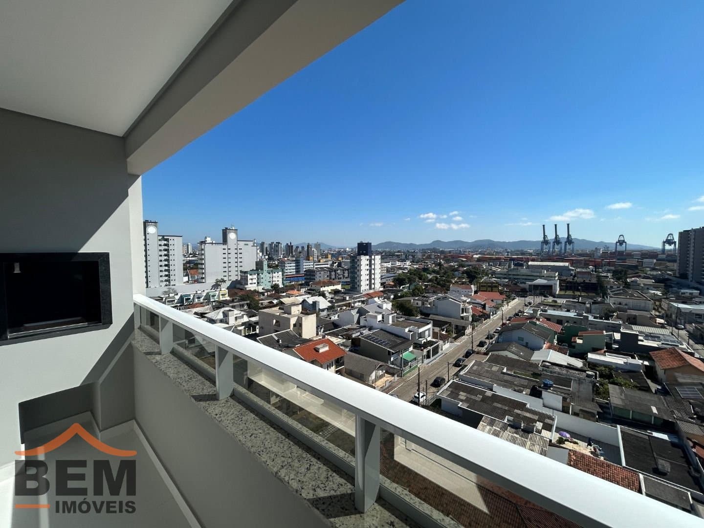 Apartamento para Venda com 3 quartos e 82m² no bairro Centro, em Itajaí