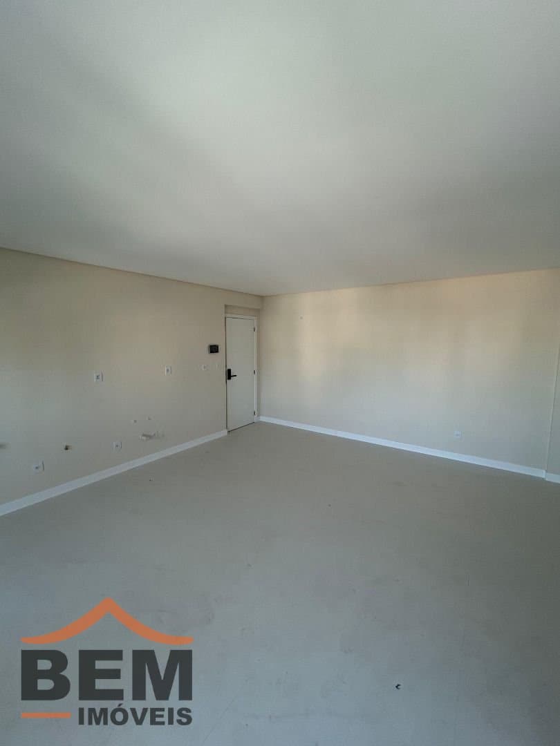 Apartamento para Venda com 3 quartos e 82m² no bairro Centro, em Itajaí