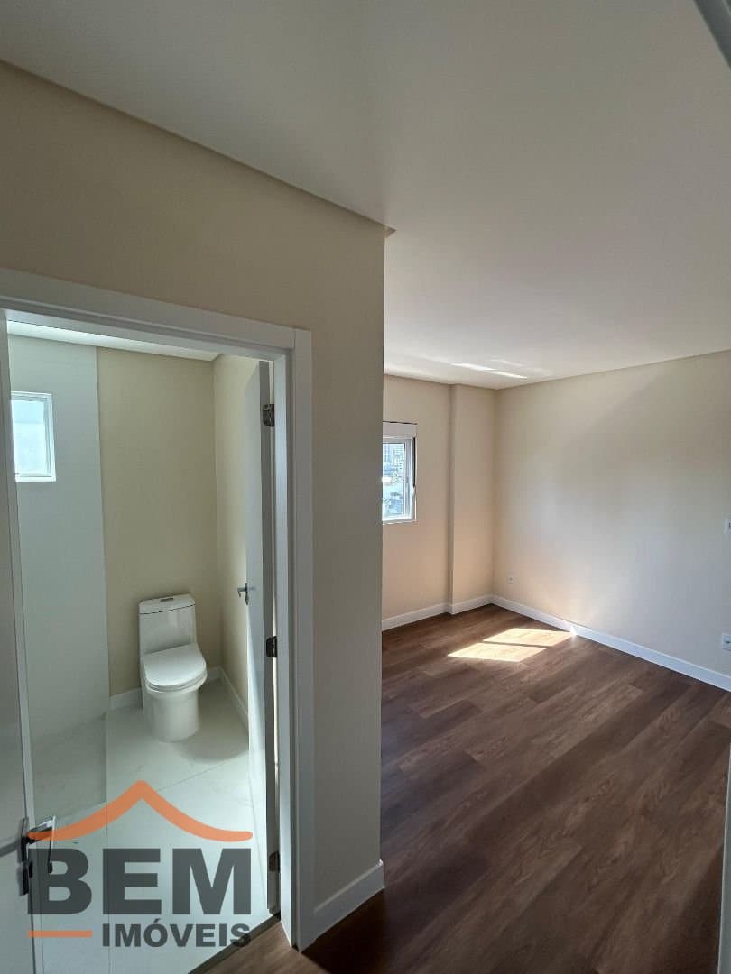 Apartamento para Venda com 3 quartos e 82m² no bairro Centro, em Itajaí