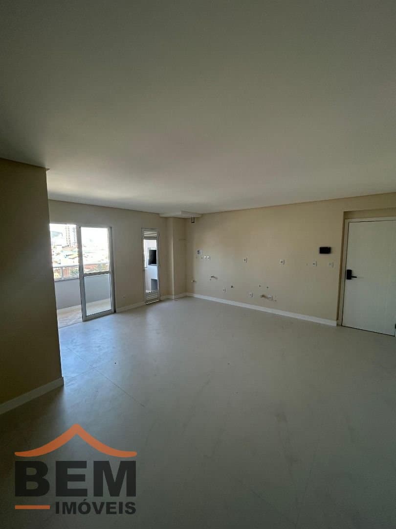 Apartamento para Venda com 3 quartos e 82m² no bairro Centro, em Itajaí