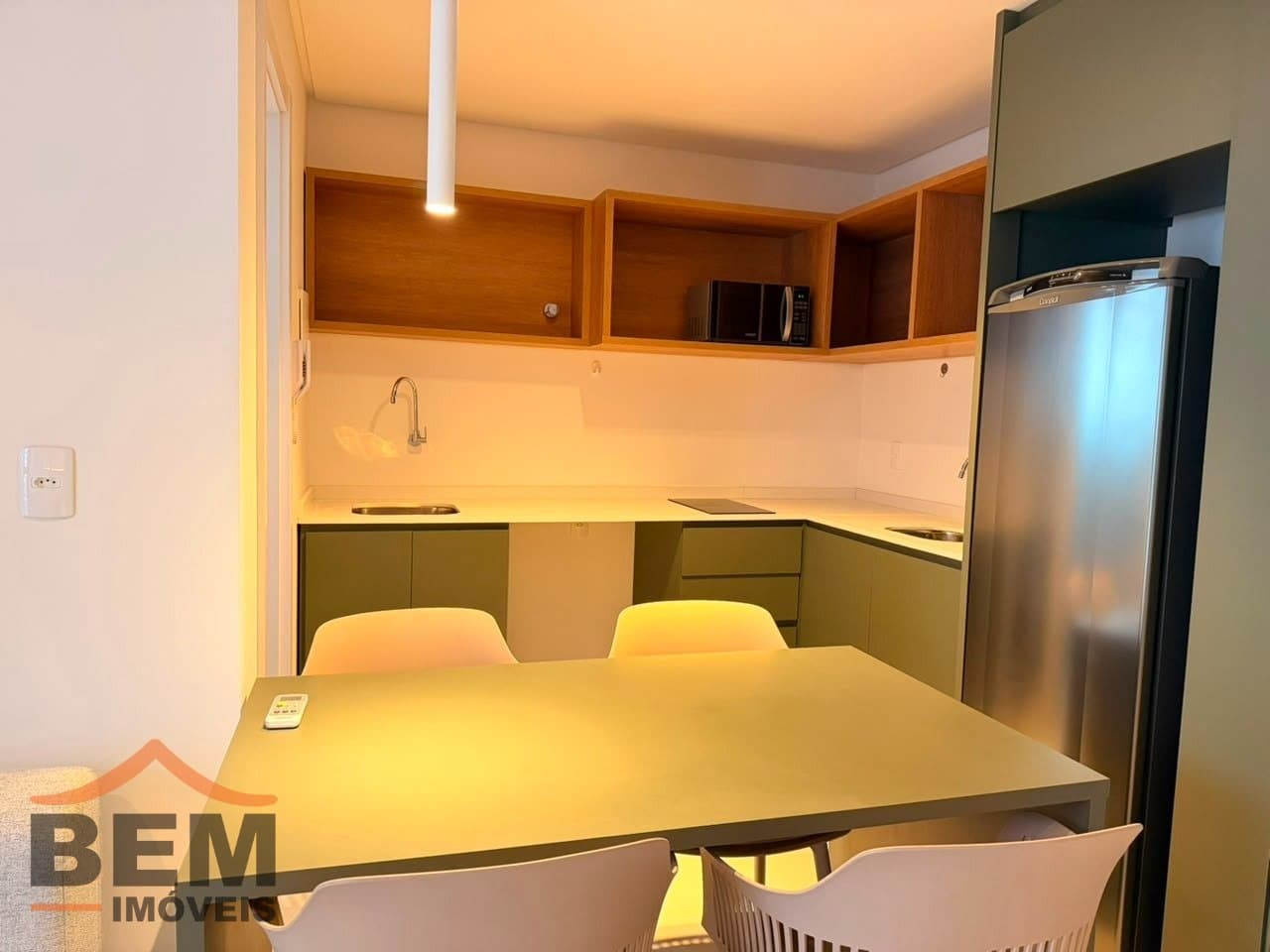 Apartamento para Locação com 1 quarto e 40m² no bairro Centro, em Itajaí