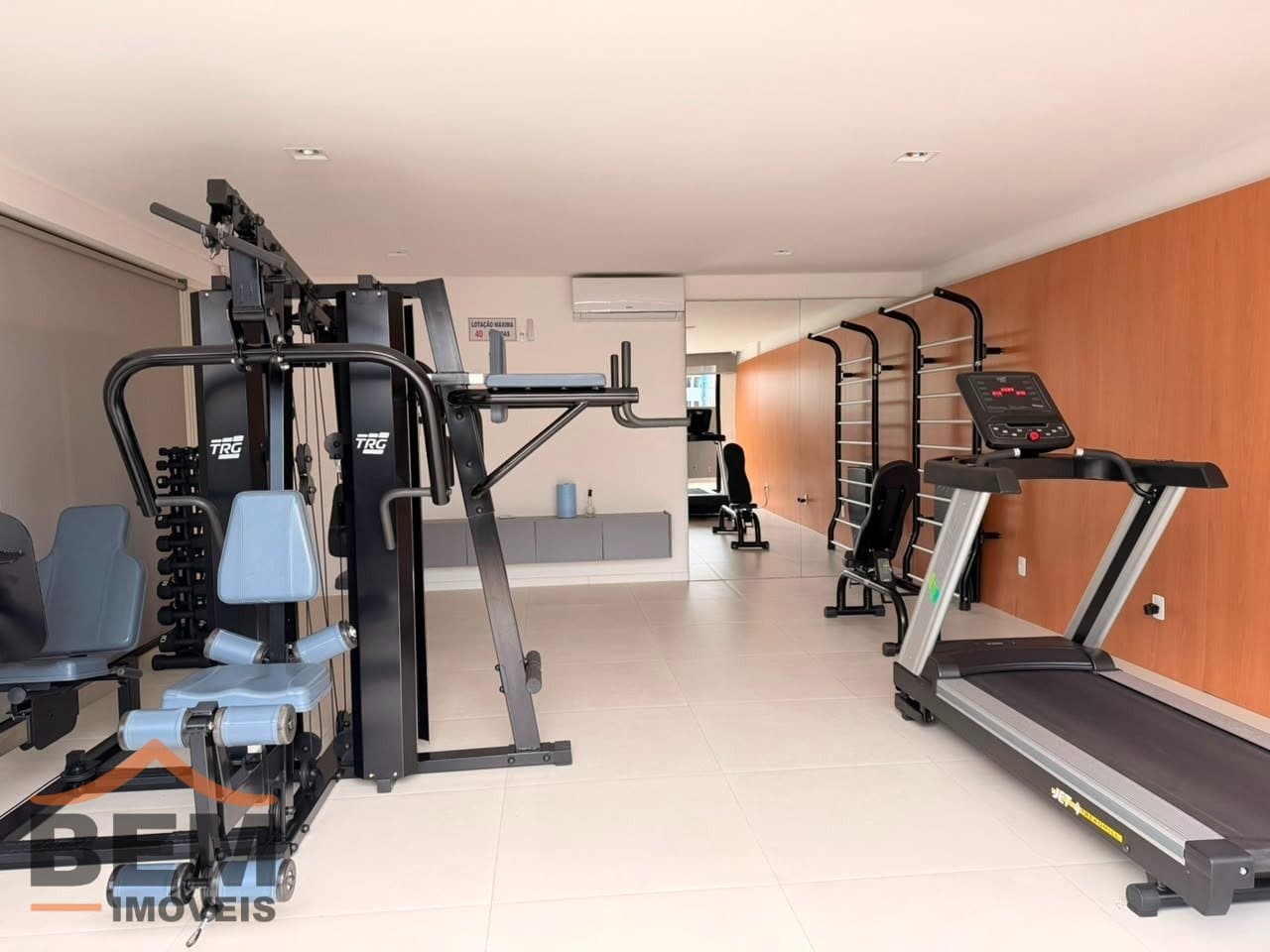 Apartamento para Locação com 1 quarto e 40m² no bairro Centro, em Itajaí